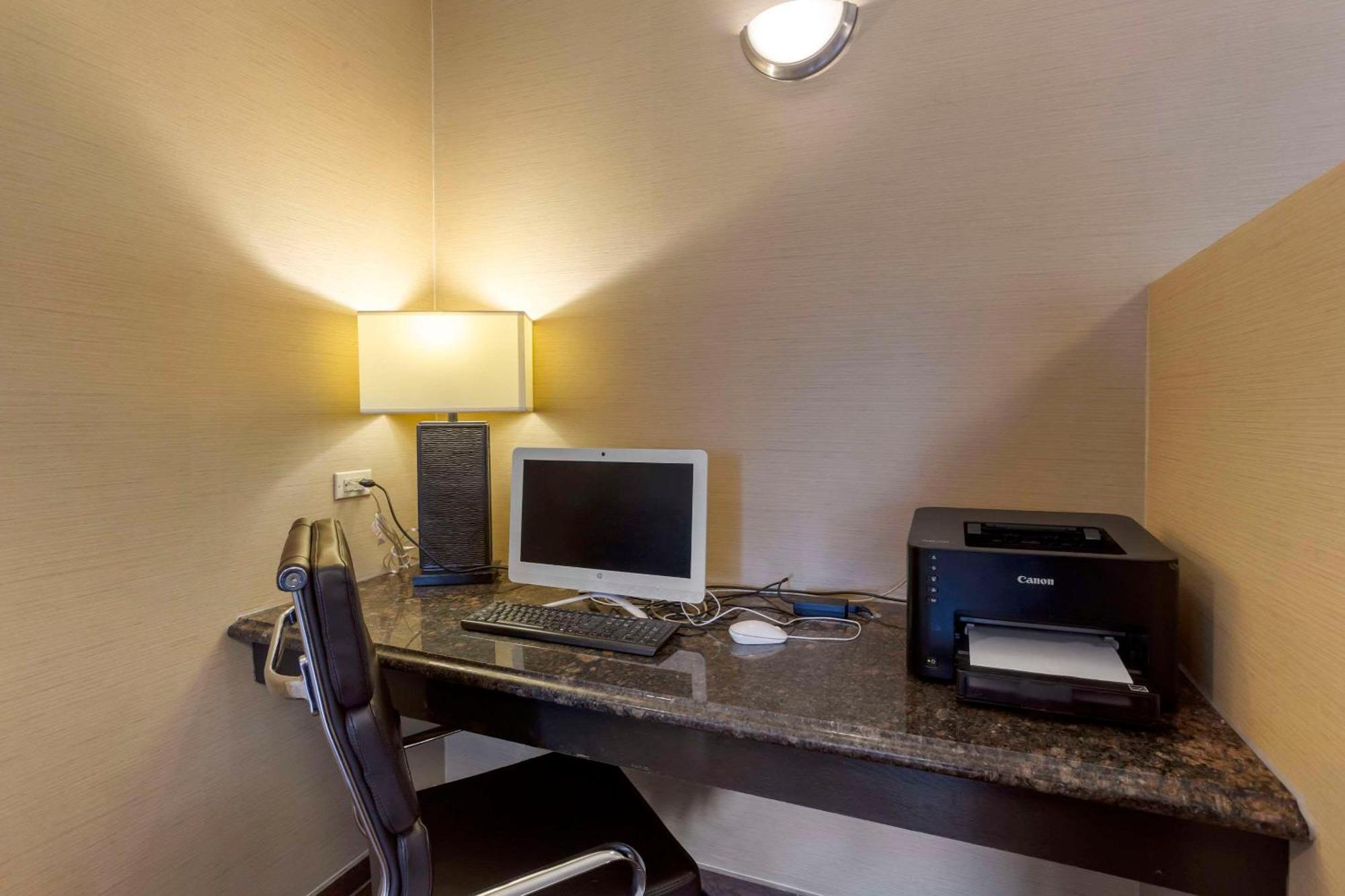 Comfort Inn Hobart - Merrillville Eksteriør bilde